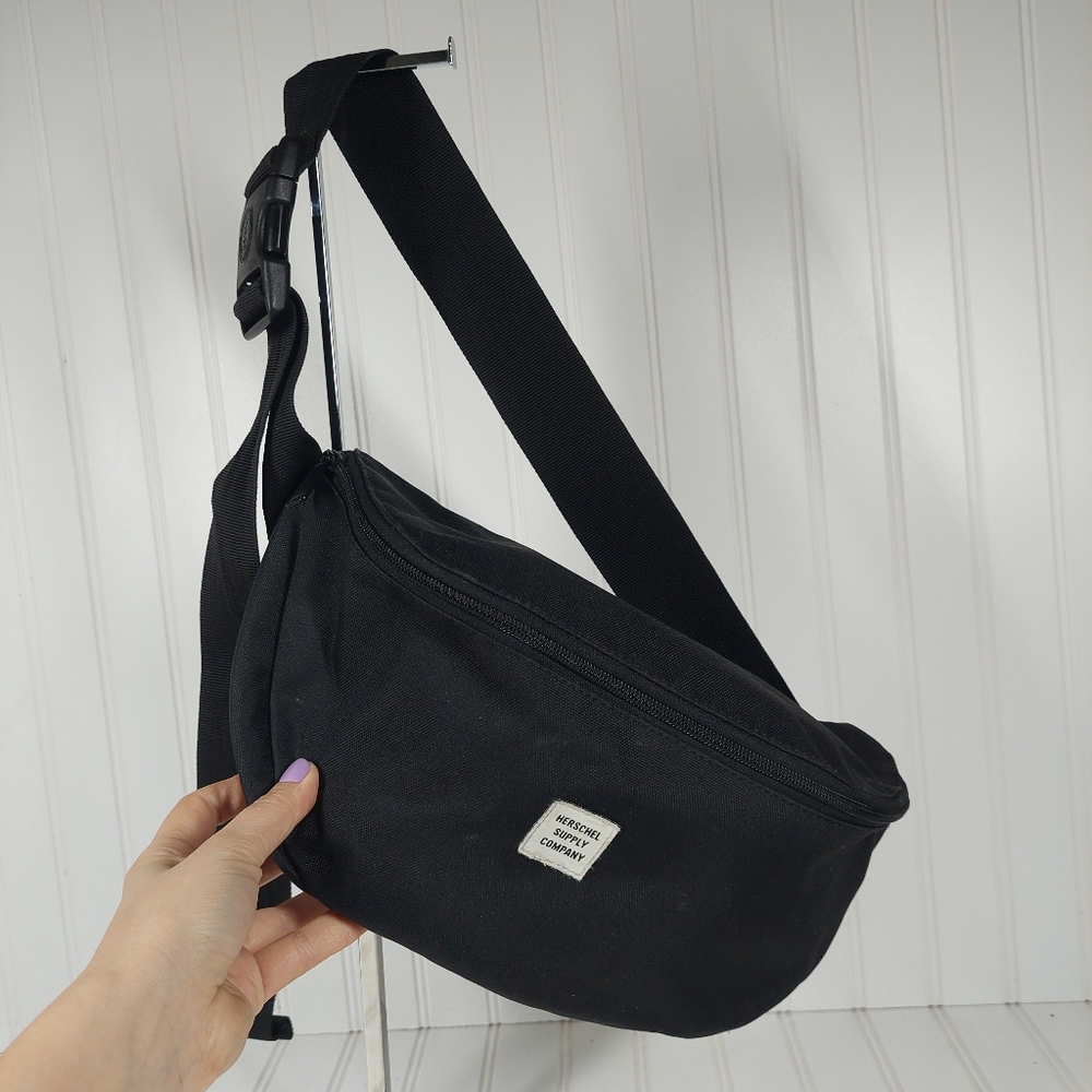 Herschel Black Fannypack
